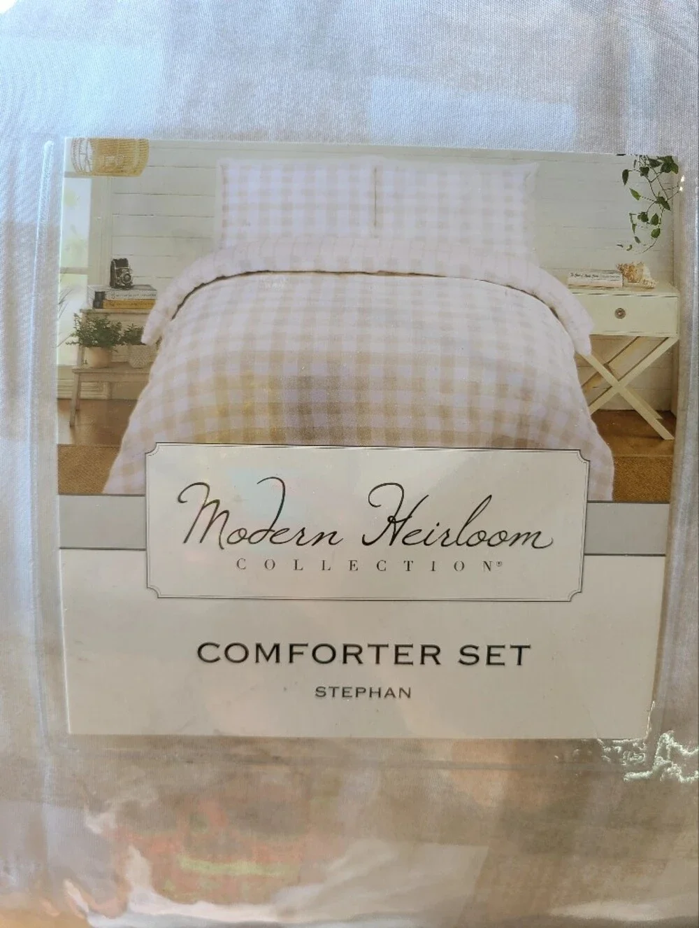 Modern Heirloom 3-piece King Comforter Set in a neutral tan gingham print